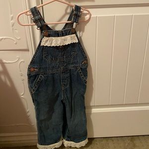 OshKosh B’gosh Overalls (24 Months)